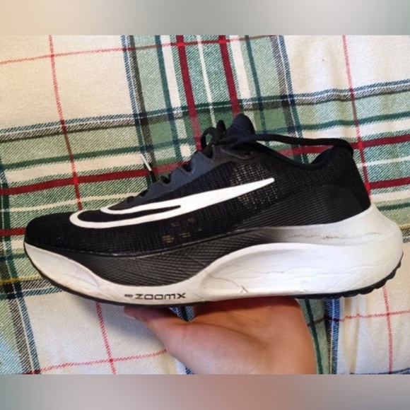 Nike Zoomx Fly 5 size 8.5 Mens Carbon Plate Running Shoes - Picture 2 of 5